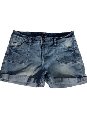 Liquid Blue Women's Jean Shorts Size 16